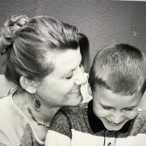 Meet your Posher, Christine - Picture 1 of 1